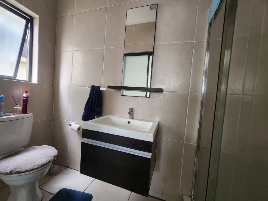 2 Bedroom Property for Sale in Fourways Gauteng
