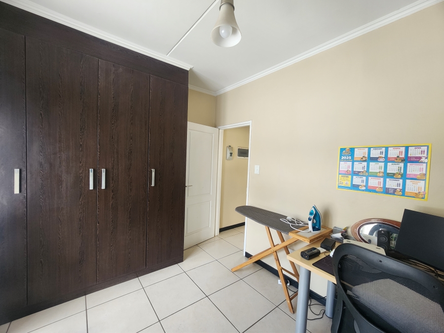 2 Bedroom Property for Sale in Fourways Gauteng
