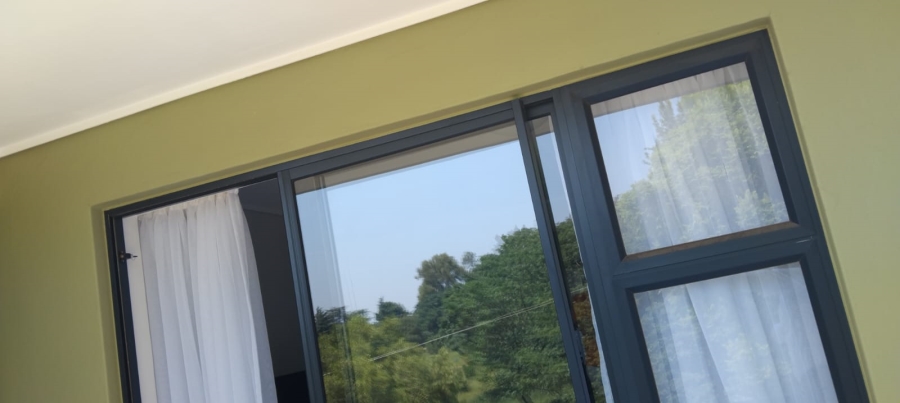 1 Bedroom Property for Sale in Linbro Park Gauteng