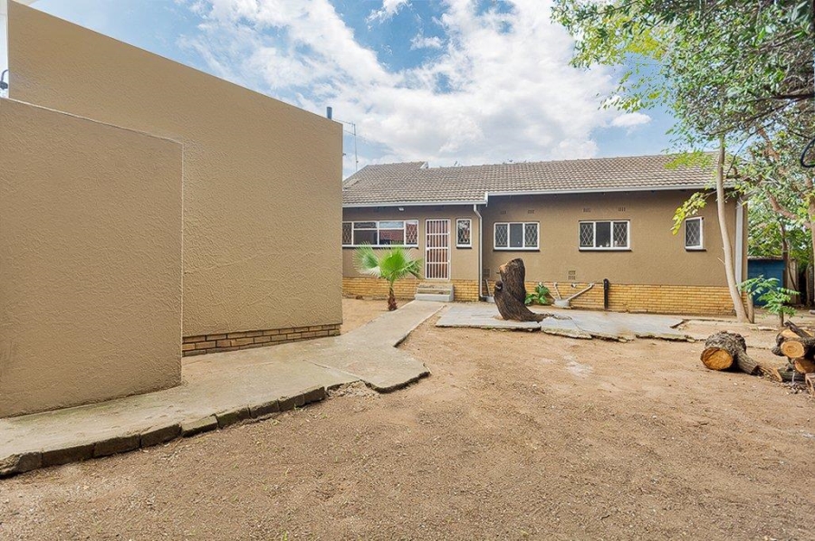 3 Bedroom Property for Sale in Birchleigh Gauteng