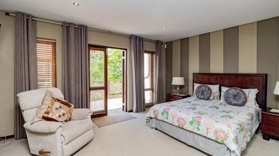 5 Bedroom Property for Sale in Greenstone Hill Gauteng