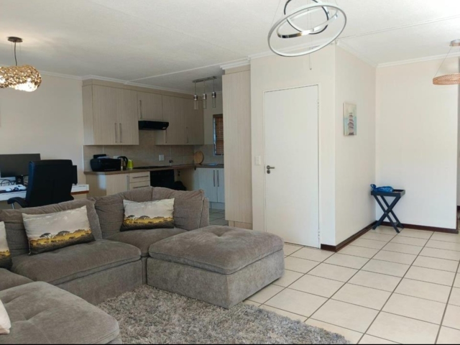 2 Bedroom Property for Sale in Broadacres Gauteng