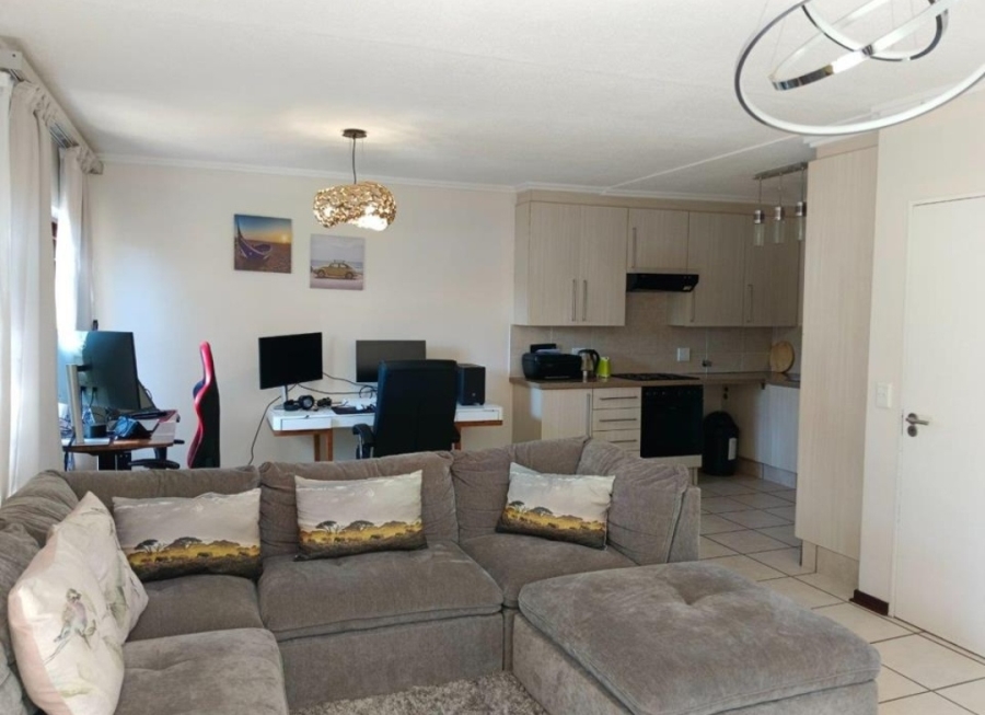 2 Bedroom Property for Sale in Broadacres Gauteng