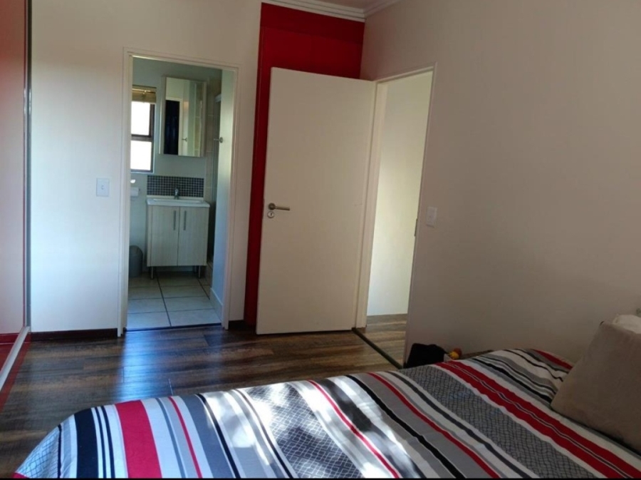 2 Bedroom Property for Sale in Broadacres Gauteng