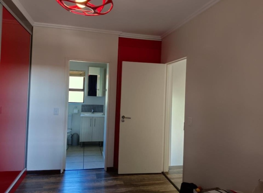 2 Bedroom Property for Sale in Broadacres Gauteng
