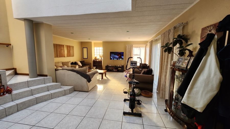 4 Bedroom Property for Sale in Meyersdal Gauteng