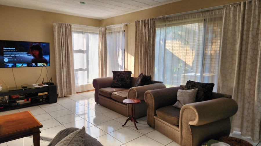 4 Bedroom Property for Sale in Meyersdal Gauteng