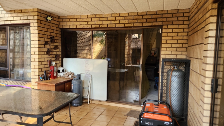 4 Bedroom Property for Sale in Meyersdal Gauteng
