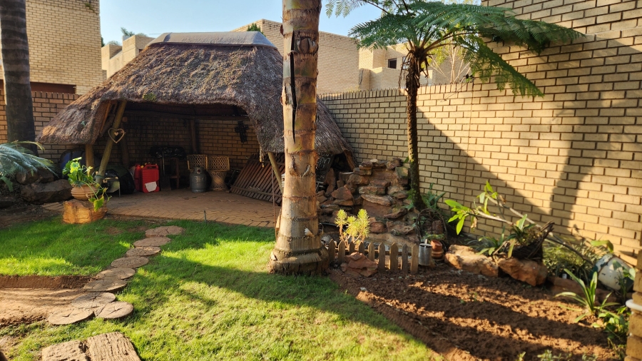 4 Bedroom Property for Sale in Meyersdal Gauteng