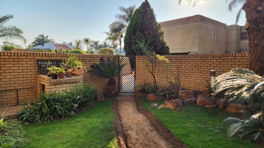 4 Bedroom Property for Sale in Meyersdal Gauteng