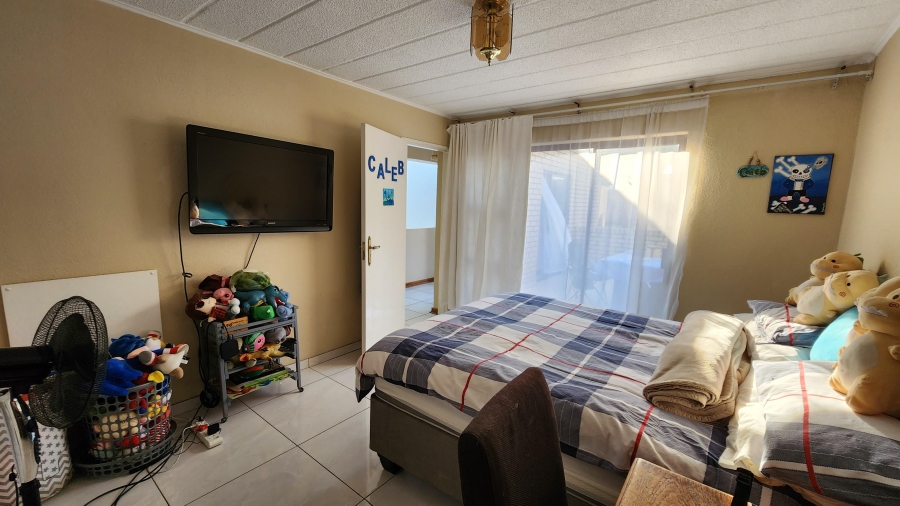 4 Bedroom Property for Sale in Meyersdal Gauteng