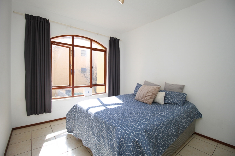 1 Bedroom Property for Sale in Lonehill Gauteng
