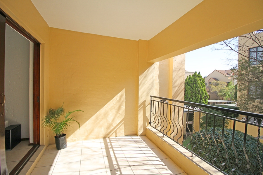 1 Bedroom Property for Sale in Lonehill Gauteng
