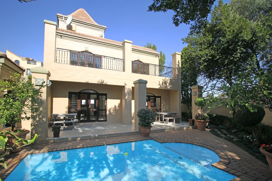 1 Bedroom Property for Sale in Lonehill Gauteng