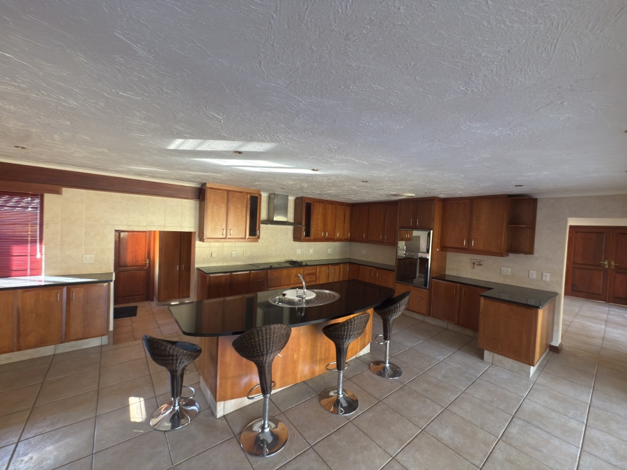 4 Bedroom Property for Sale in Poortview Gauteng