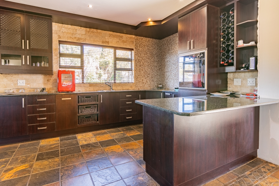 3 Bedroom Property for Sale in Kenmare Gauteng