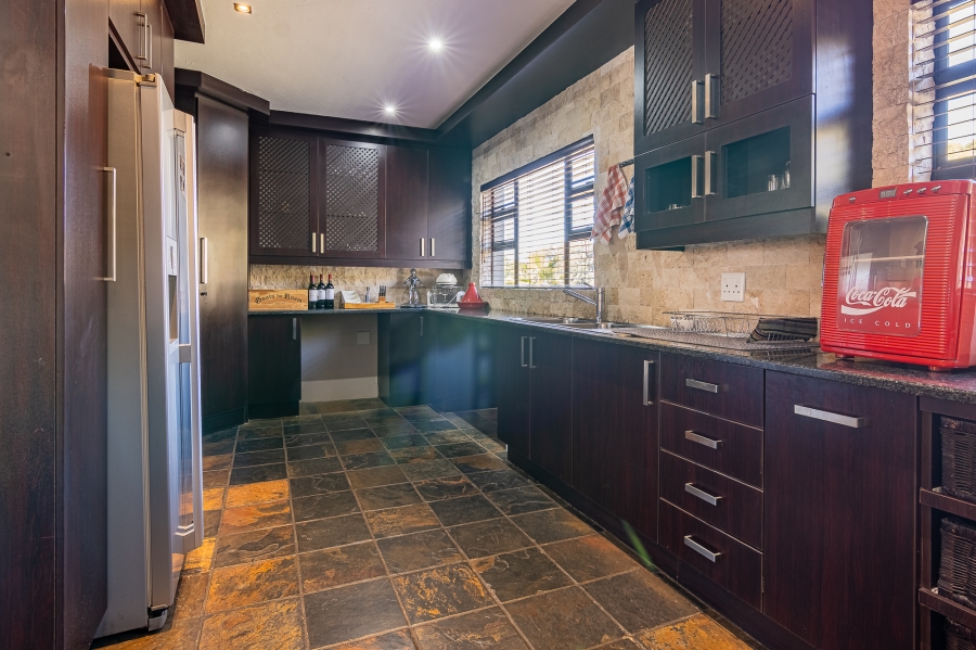 3 Bedroom Property for Sale in Kenmare Gauteng