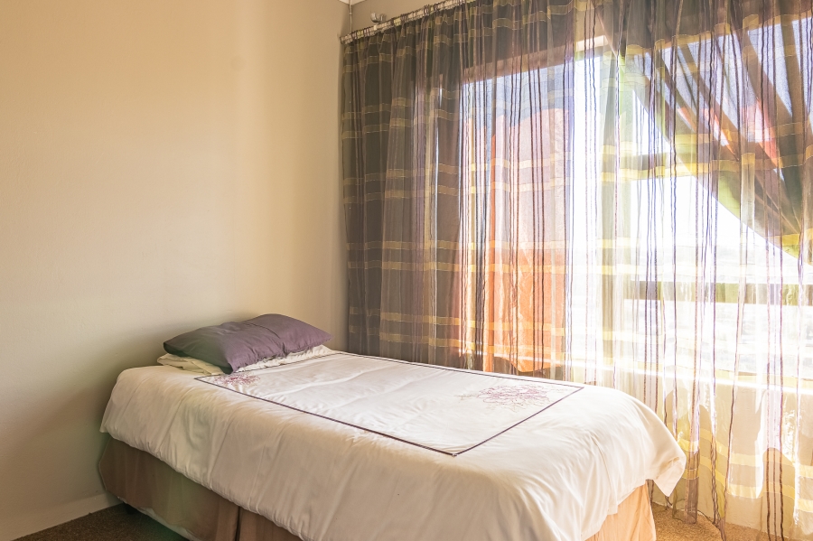 3 Bedroom Property for Sale in Kenmare Gauteng