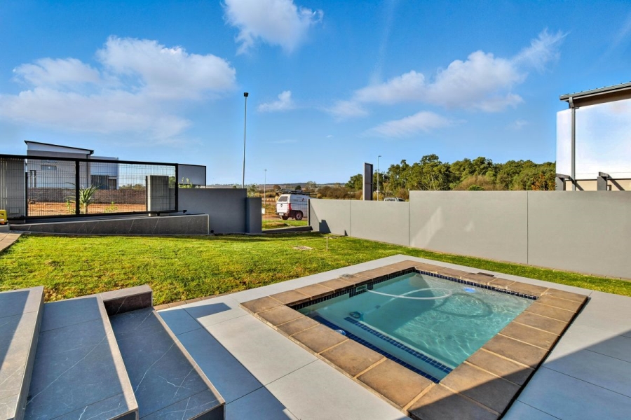 4 Bedroom Property for Sale in Fountainbrook Estate Gauteng