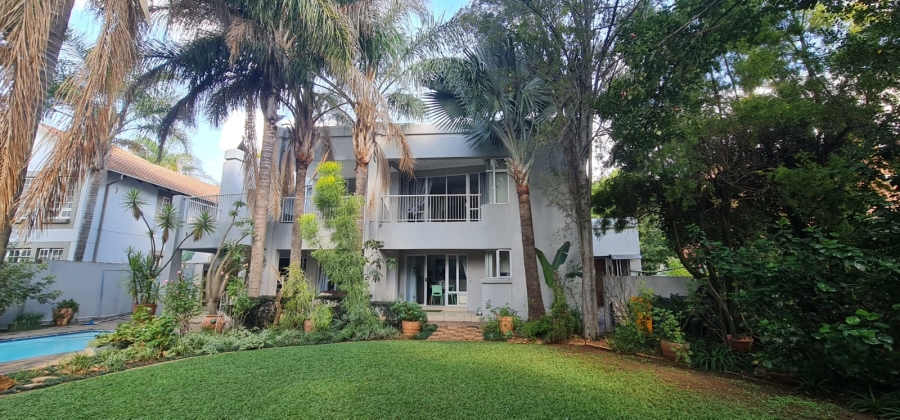 4 Bedroom Property for Sale in Silver Lakes Golf Estate Gauteng