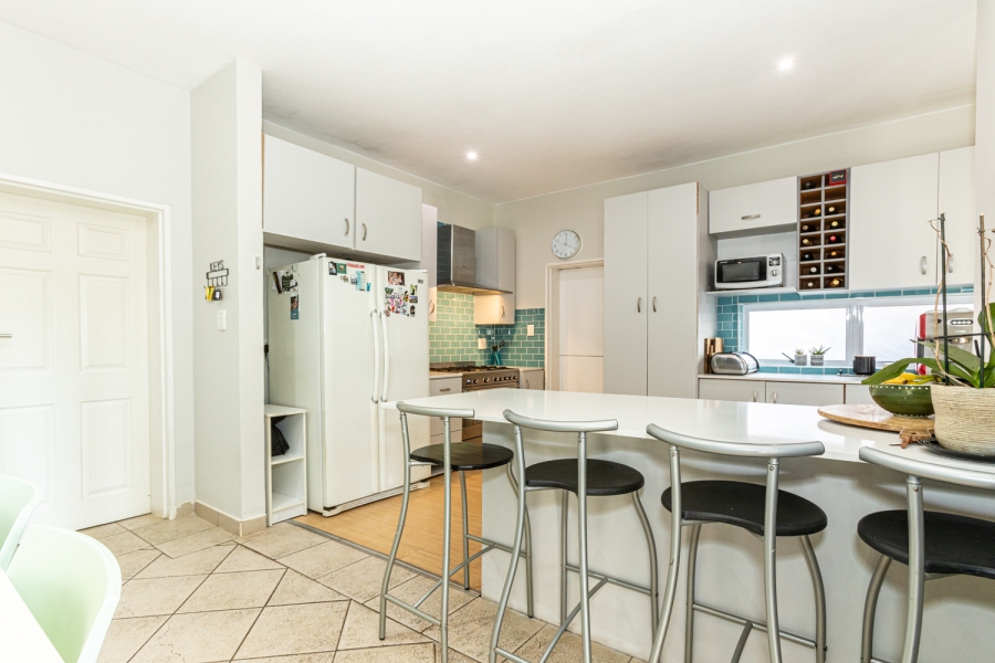 4 Bedroom Property for Sale in Silver Lakes Golf Estate Gauteng