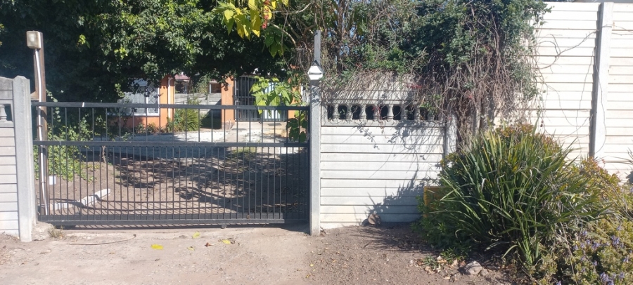 To Let 3 Bedroom Property for Rent in Bonaero Park Gauteng