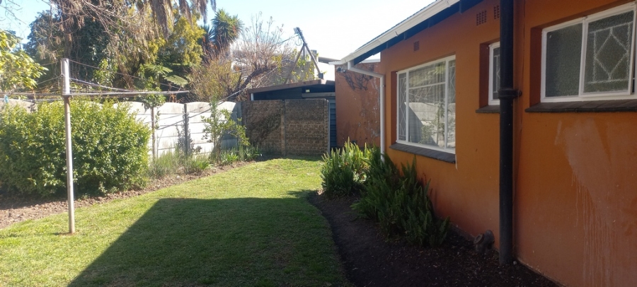To Let 3 Bedroom Property for Rent in Bonaero Park Gauteng