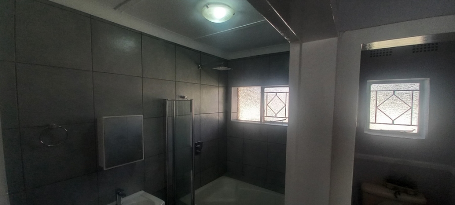To Let 3 Bedroom Property for Rent in Bonaero Park Gauteng
