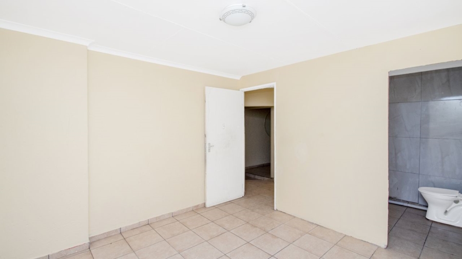 4 Bedroom Property for Sale in Lindhaven Gauteng
