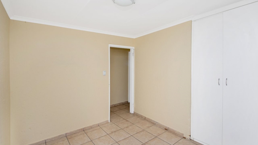 4 Bedroom Property for Sale in Lindhaven Gauteng