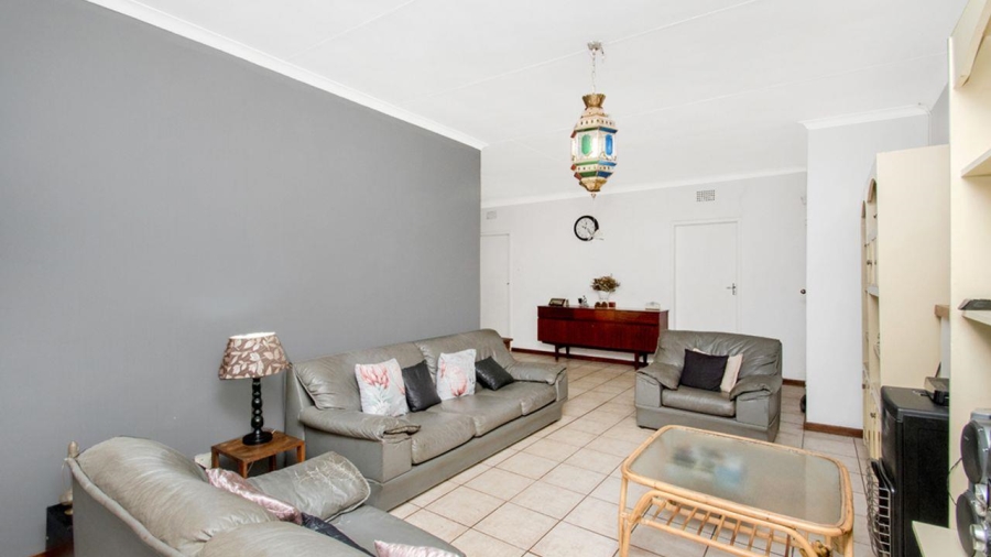 4 Bedroom Property for Sale in Lindhaven Gauteng