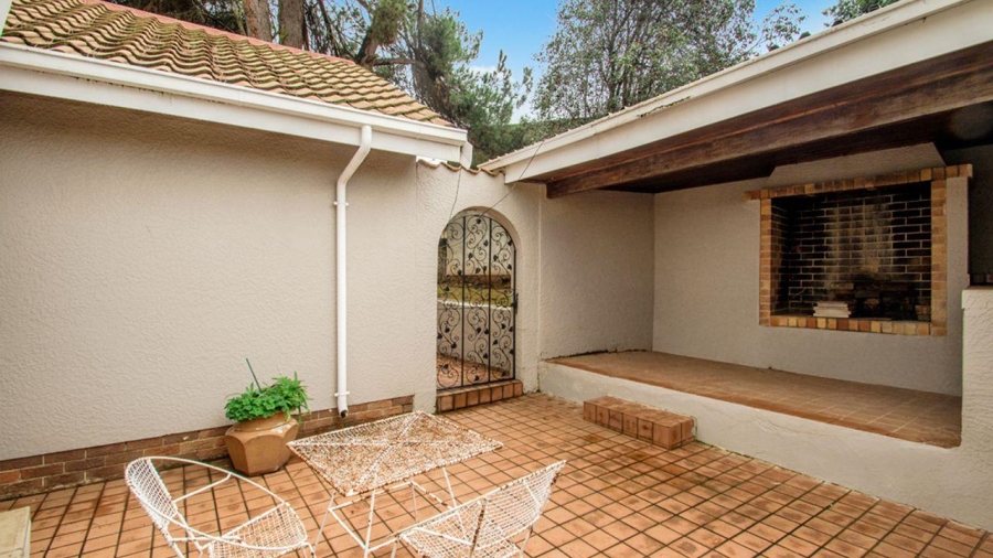 4 Bedroom Property for Sale in Lindhaven Gauteng