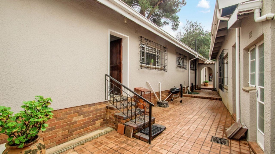 4 Bedroom Property for Sale in Lindhaven Gauteng