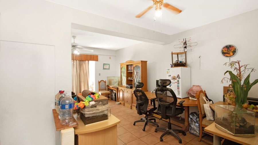 2 Bedroom Property for Sale in Windsor East Gauteng