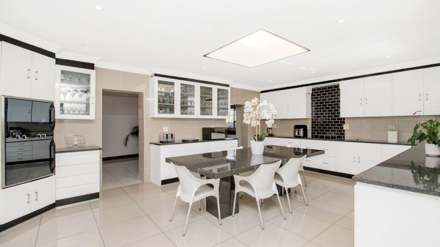 3 Bedroom Property for Sale in Fleurhof Gauteng