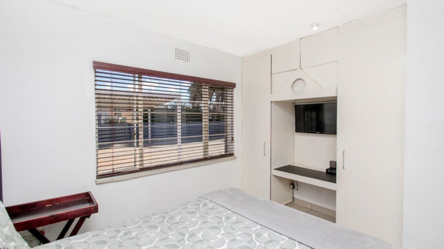3 Bedroom Property for Sale in Fleurhof Gauteng