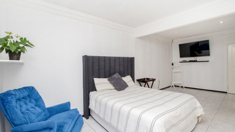 3 Bedroom Property for Sale in Fleurhof Gauteng
