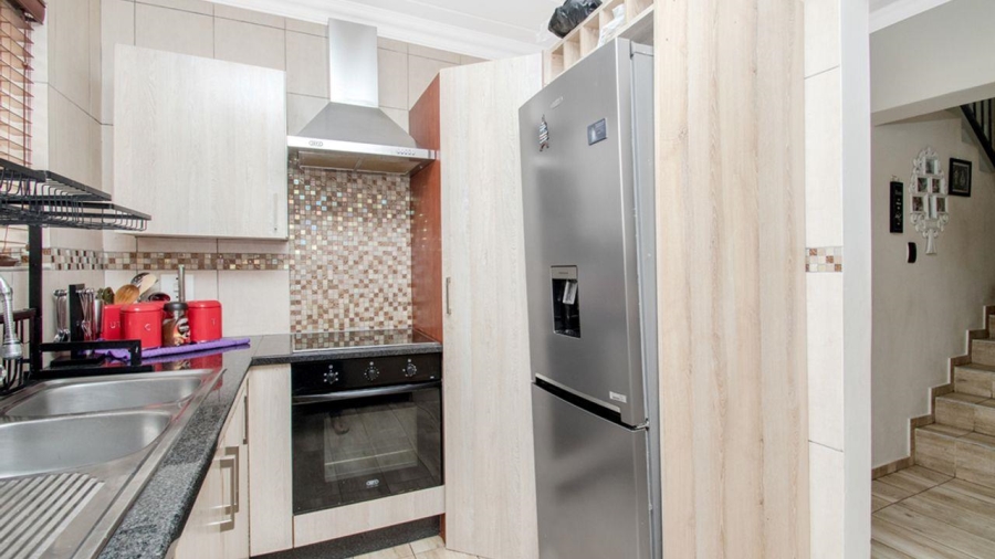 3 Bedroom Property for Sale in Allens Nek Gauteng