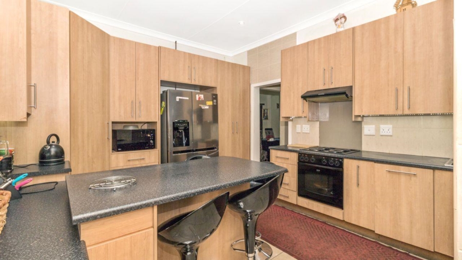 3 Bedroom Property for Sale in Horison Gauteng