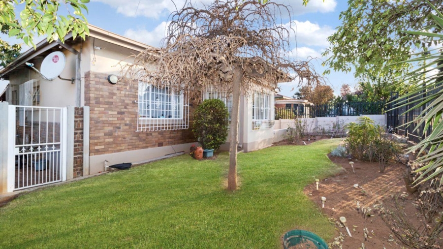 3 Bedroom Property for Sale in Horison Gauteng