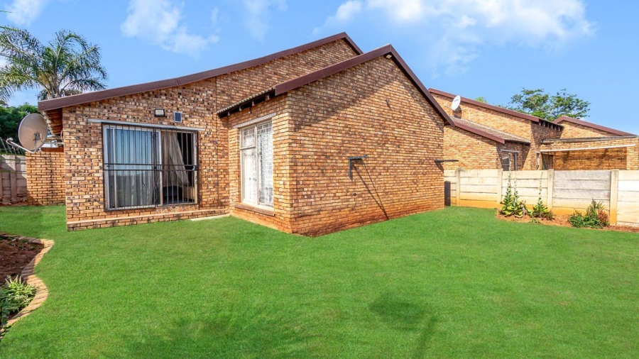 3 Bedroom Property for Sale in Allens Nek Gauteng