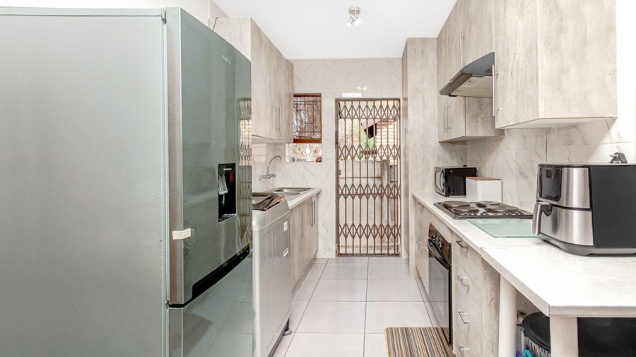 3 Bedroom Property for Sale in Allens Nek Gauteng