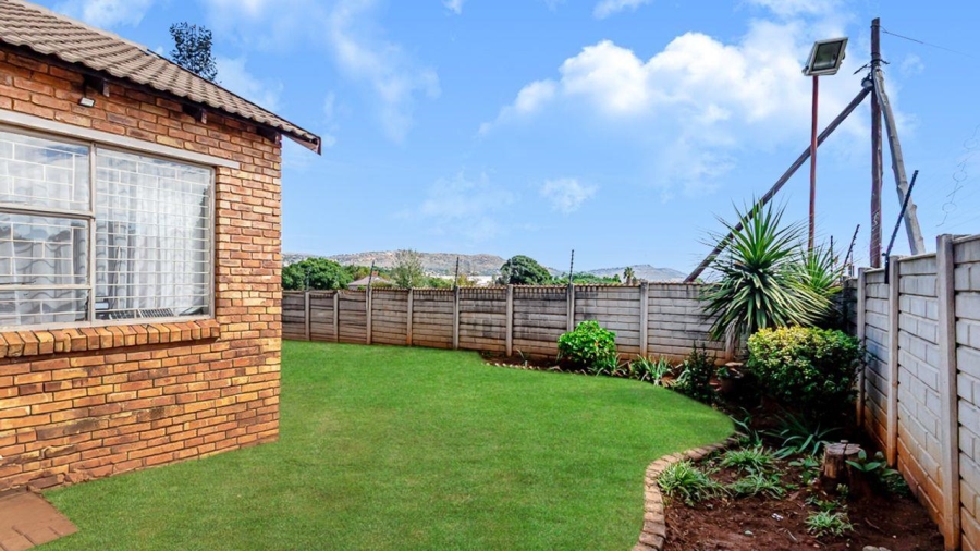 3 Bedroom Property for Sale in Allens Nek Gauteng