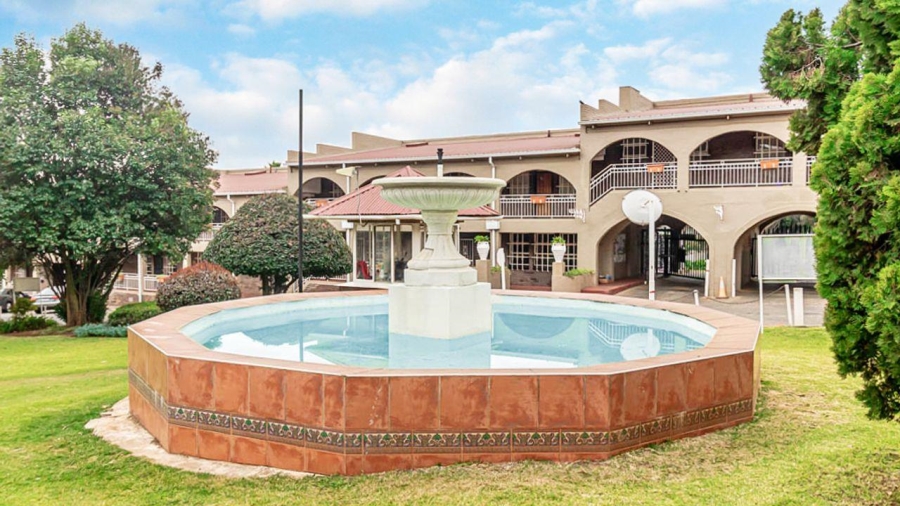 1 Bedroom Property for Sale in Albertville Gauteng