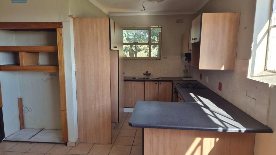 1 Bedroom Property for Sale in Albertville Gauteng