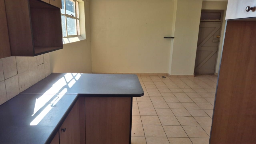 1 Bedroom Property for Sale in Albertville Gauteng