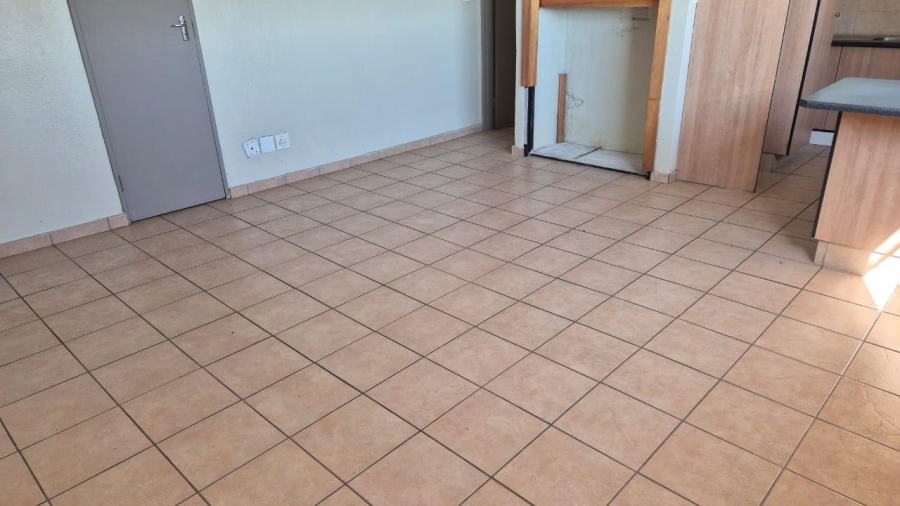 1 Bedroom Property for Sale in Albertville Gauteng