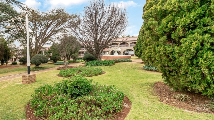 1 Bedroom Property for Sale in Albertville Gauteng