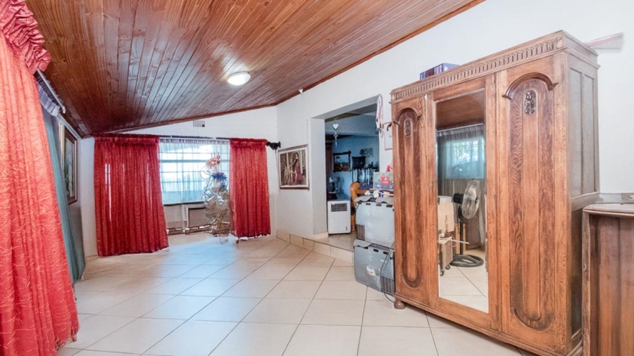4 Bedroom Property for Sale in Witpoortjie Gauteng