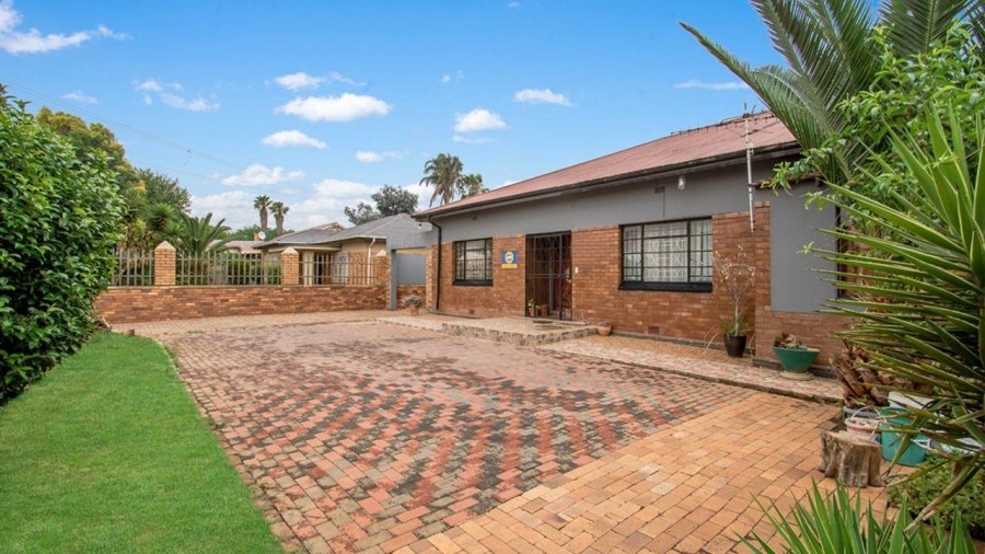 3 Bedroom Property for Sale in Florida Gauteng